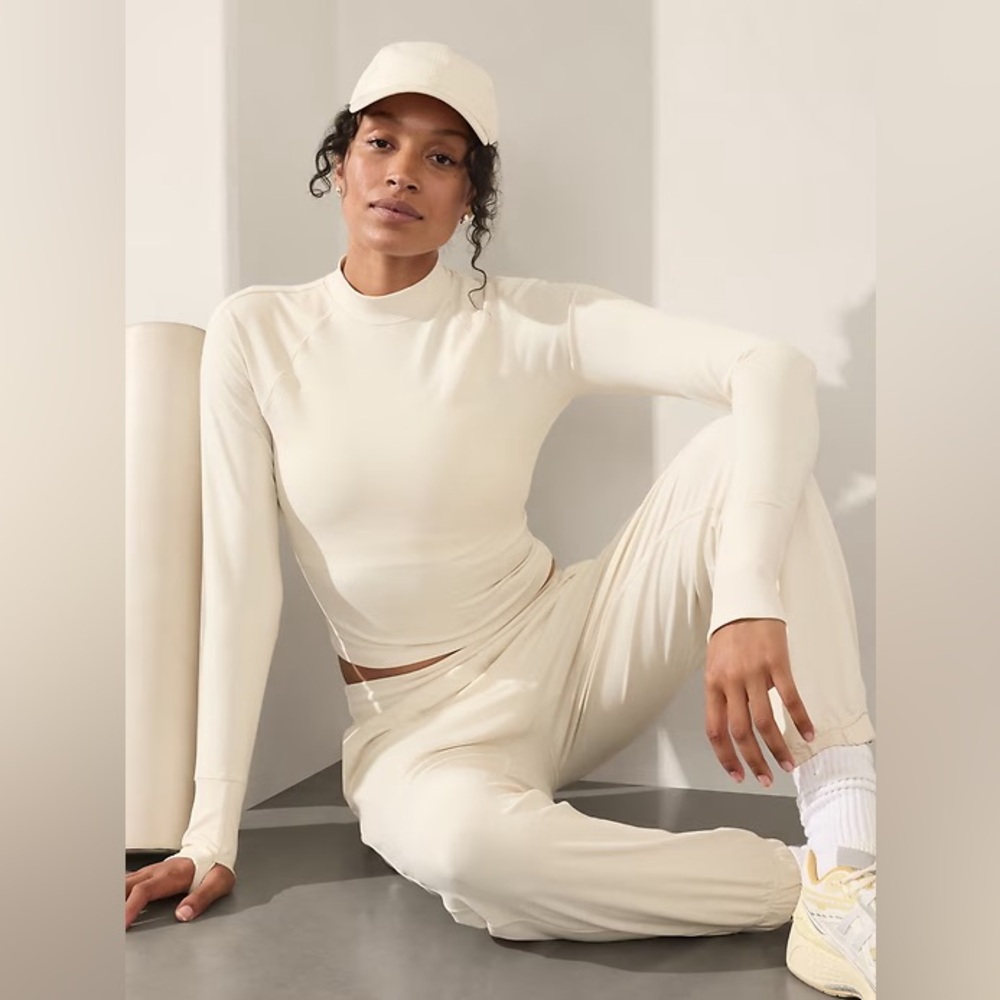 Athleta Softluxe top XS
